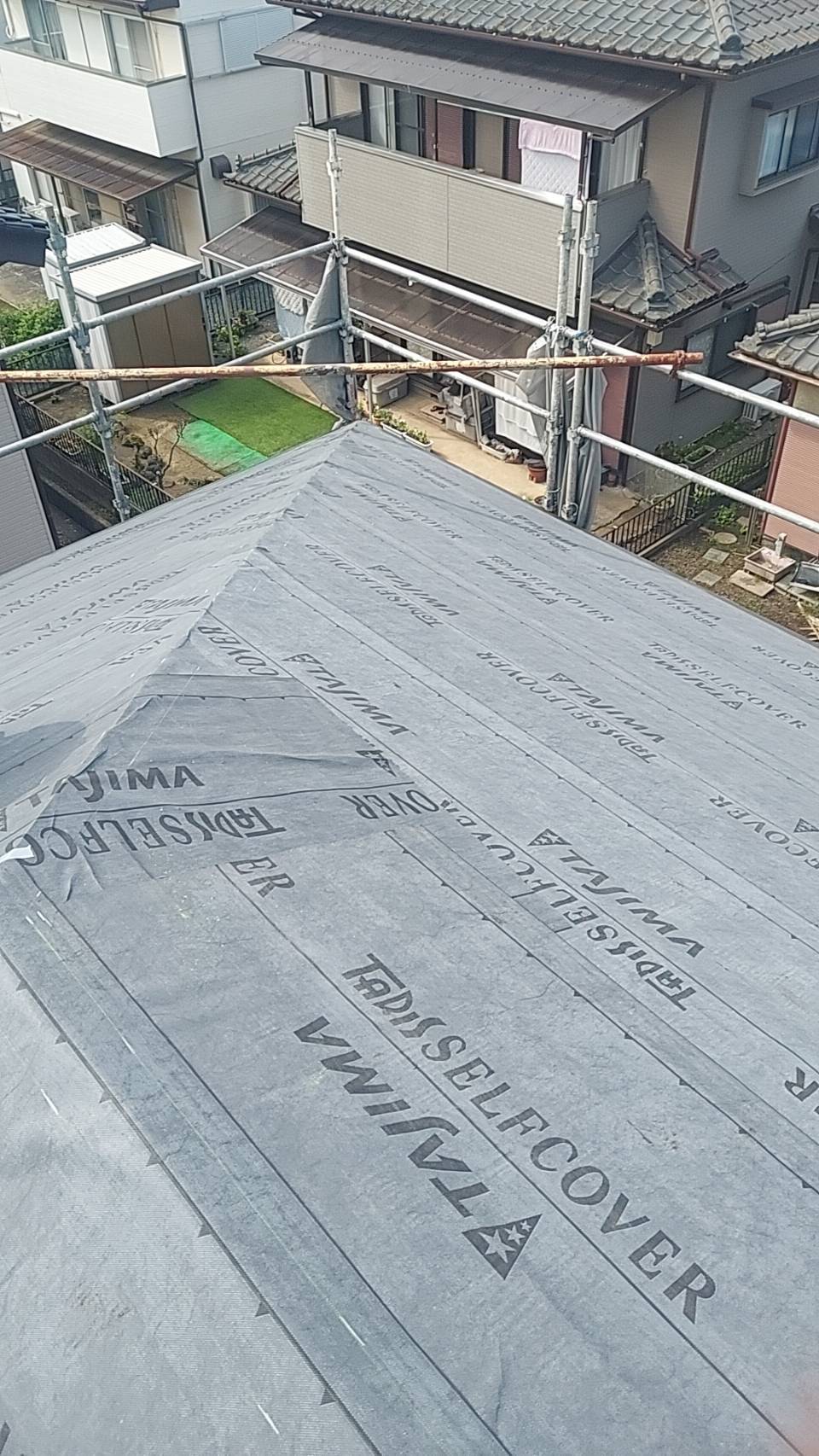 折半屋根部分修理before